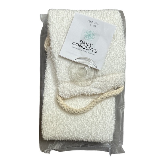 DAILY Concepts Back Scrubber & Scrunchies, cruelty free - Picture 3 of 11